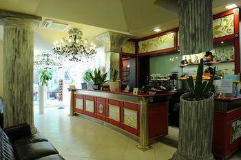 Hotel In 3*