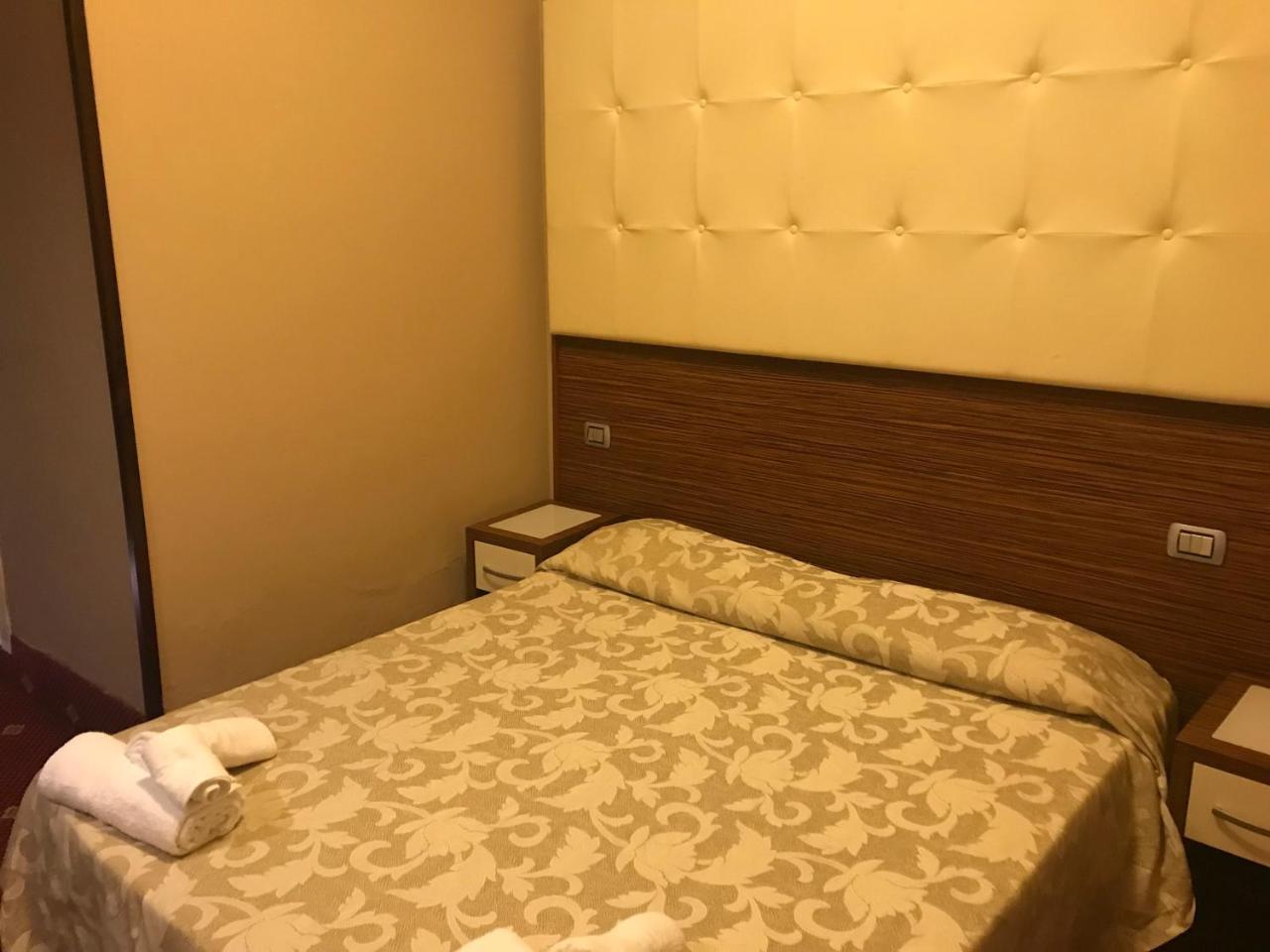 Hotel In 3*